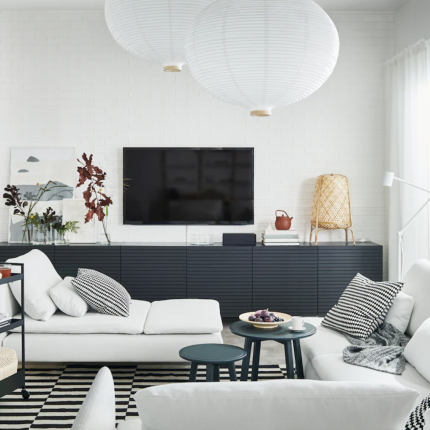 34 تلویزیون در اتاق پذیرایی